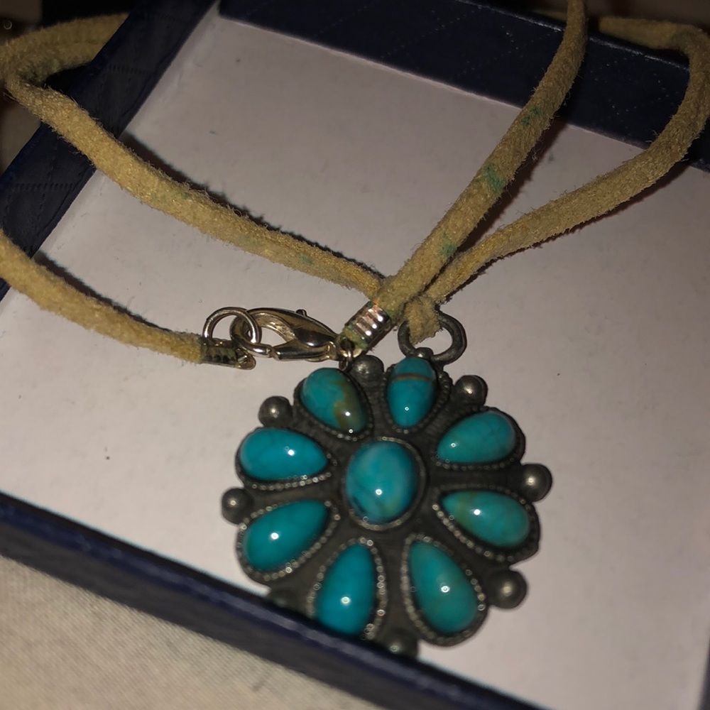 Blue flower necklace